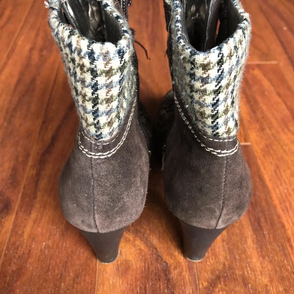 Hush Puppies Brown Heeled Boots - Picture 7 of 9